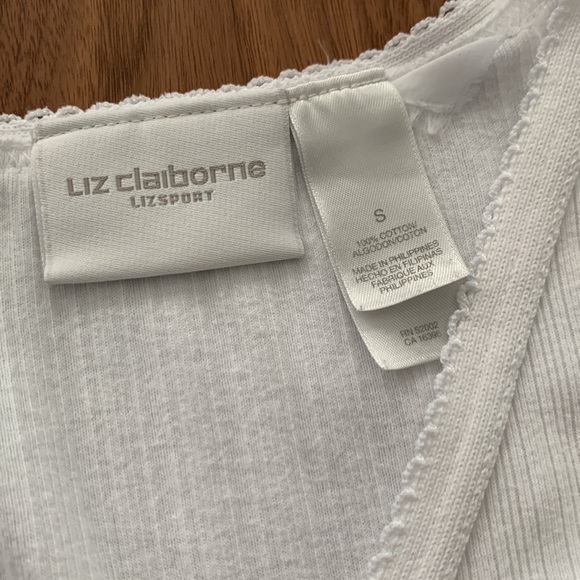 VINTAGE LIZ CLAIBORNE RIBBED V NECK BUTTON DOWN SHORT SLEEVE - Picture 6 of 7